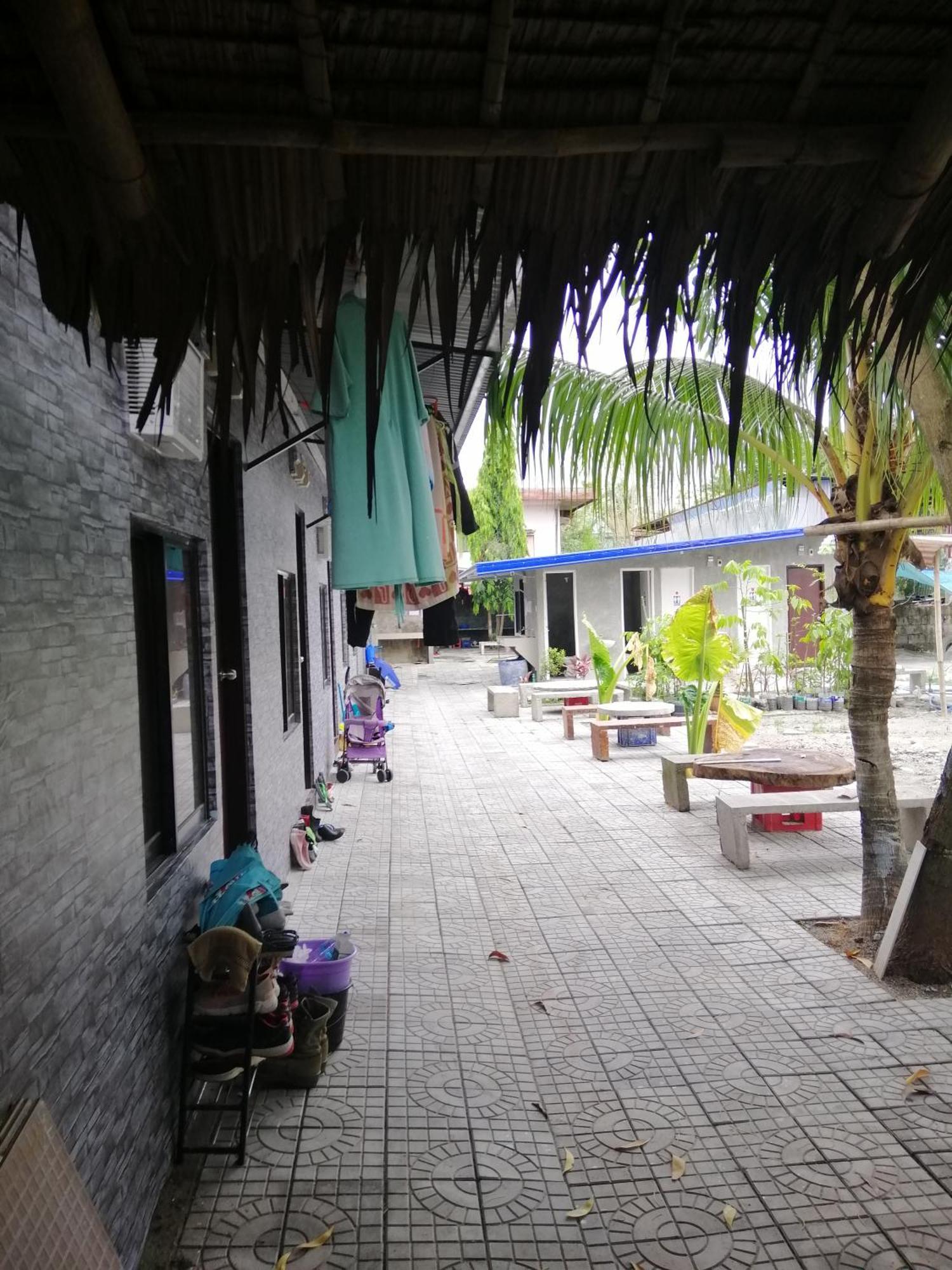 Хостел Katrina'S Dorm Tarlac City Екстер'єр фото